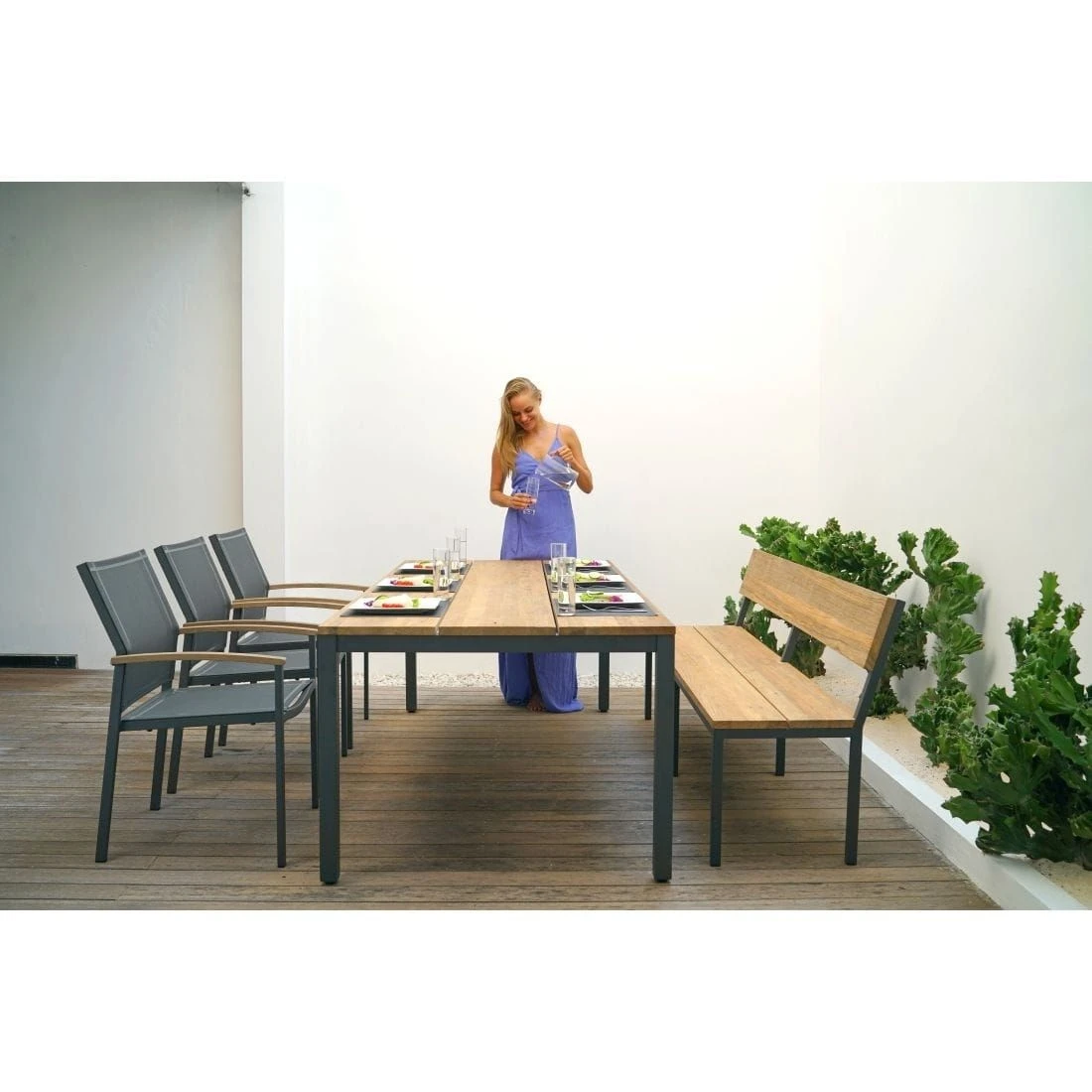 Zebra Alex Gartentisch Aluminium/Teak Recycelt Graphit/Teak Recycelt 4 Zebra Alex Gartentisch Aluminium/Teak Recycelt Graphit/Teak Recycelt – Bild 2