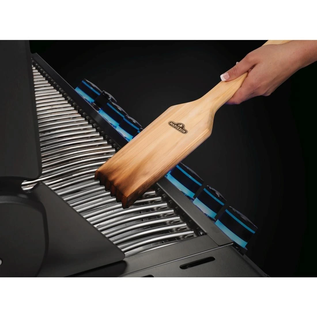 Napoleon Grillschaber Aus Zedernholz 5 Napoleon Grillschaber Aus Zedernholz – Bild 3