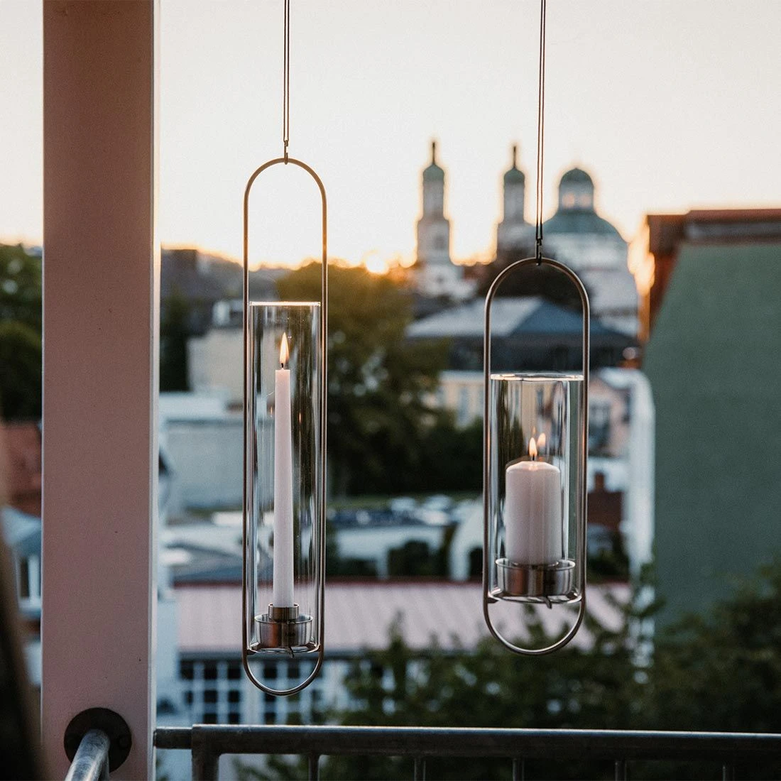 Höfats Oval Candle 55 Kerzenhalter Edelstahl/Glas Silber 4 Höfats Oval Candle 55 Kerzenhalter Edelstahl/Glas Silber – Bild 2