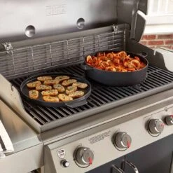 Weber 2in1 Dutch Oven & Pfanne Emailliertes Gusseisen -Garten Grill Geschäft weber 2in1 dutch oven pfanne emailliertes gusseisen 1301501 5